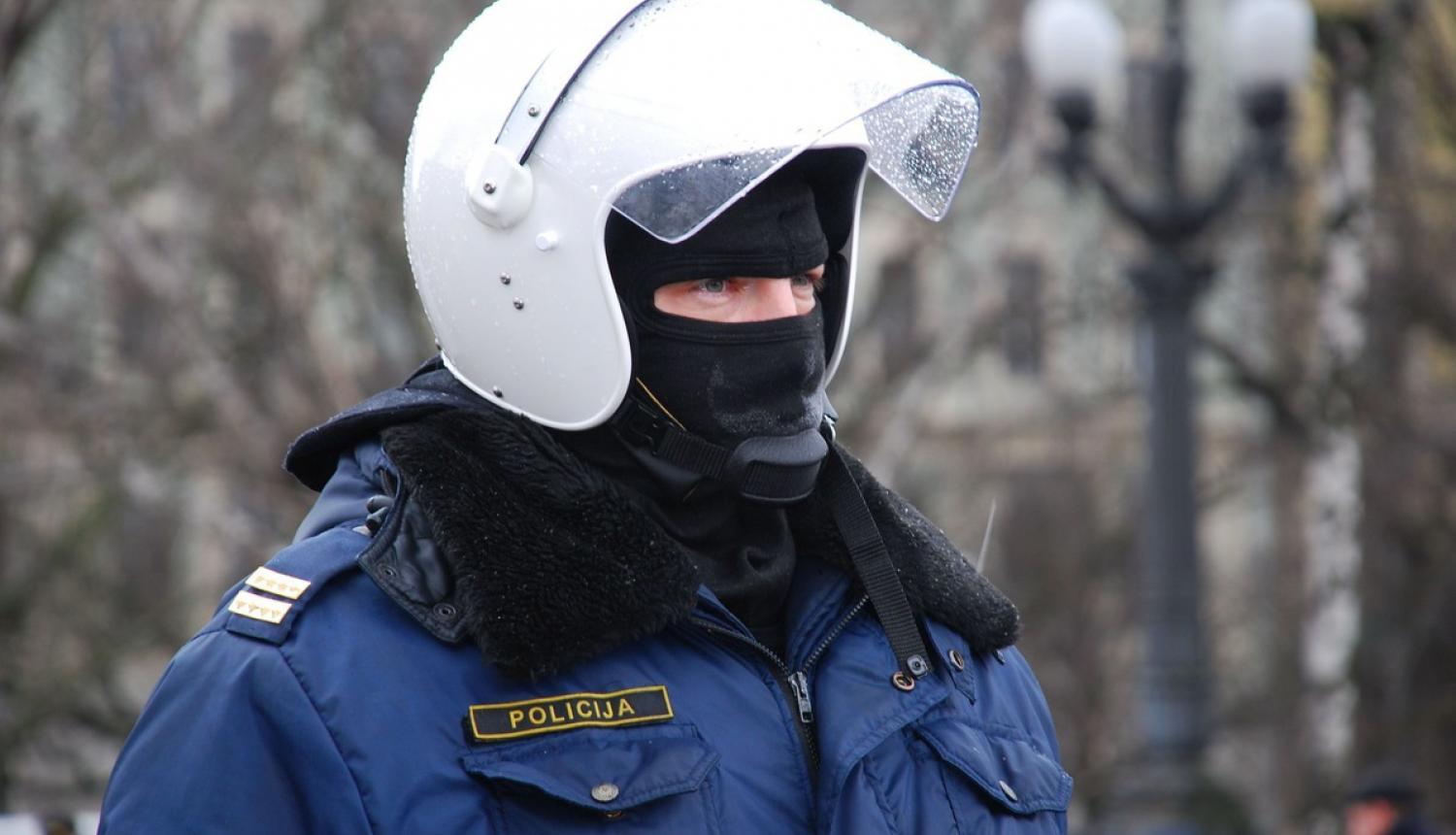 Policistu un robežsargu piemaksām par darbu Covid-19 laikā piešķir 701 393 eiro