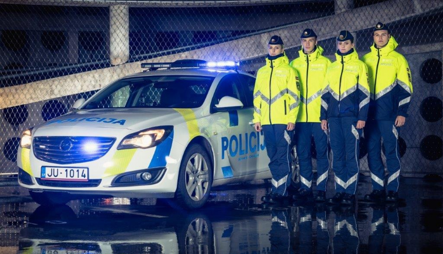 Valdībā apstiprina Valsts policijas amatpersonu jauno formas tērpu aprakstus